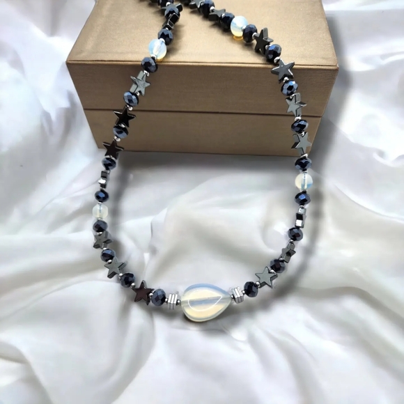 Hematite Stars, Opalite choker necklace - Picture 2 of 3